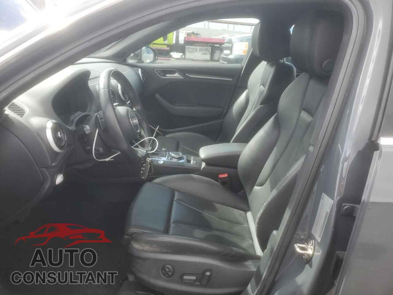 AUDI A3 2017 - WAUTPBFF7HA145992