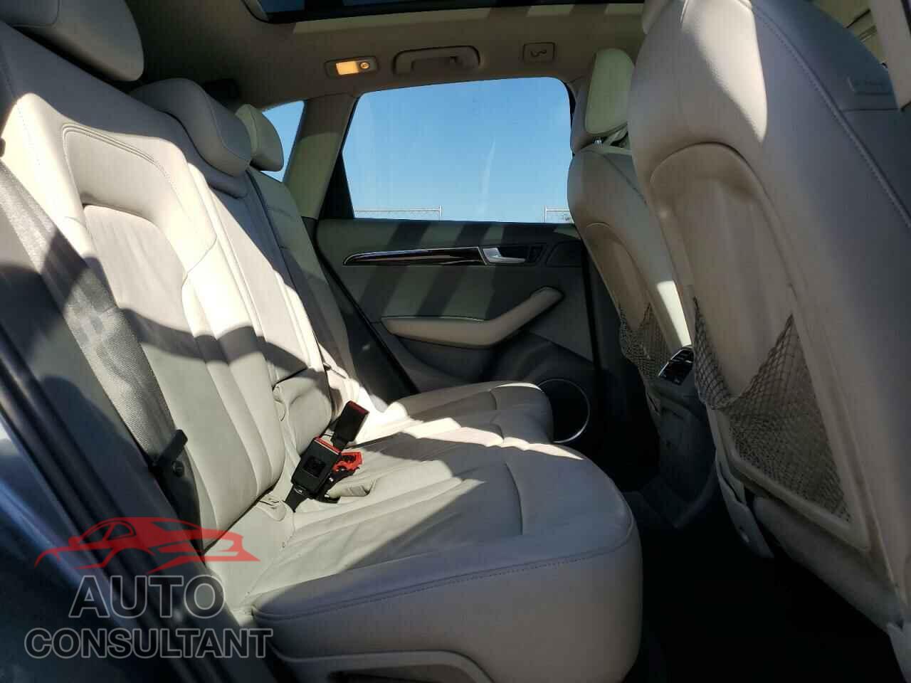 AUDI Q5 2012 - WA1DKAFP2CA020488