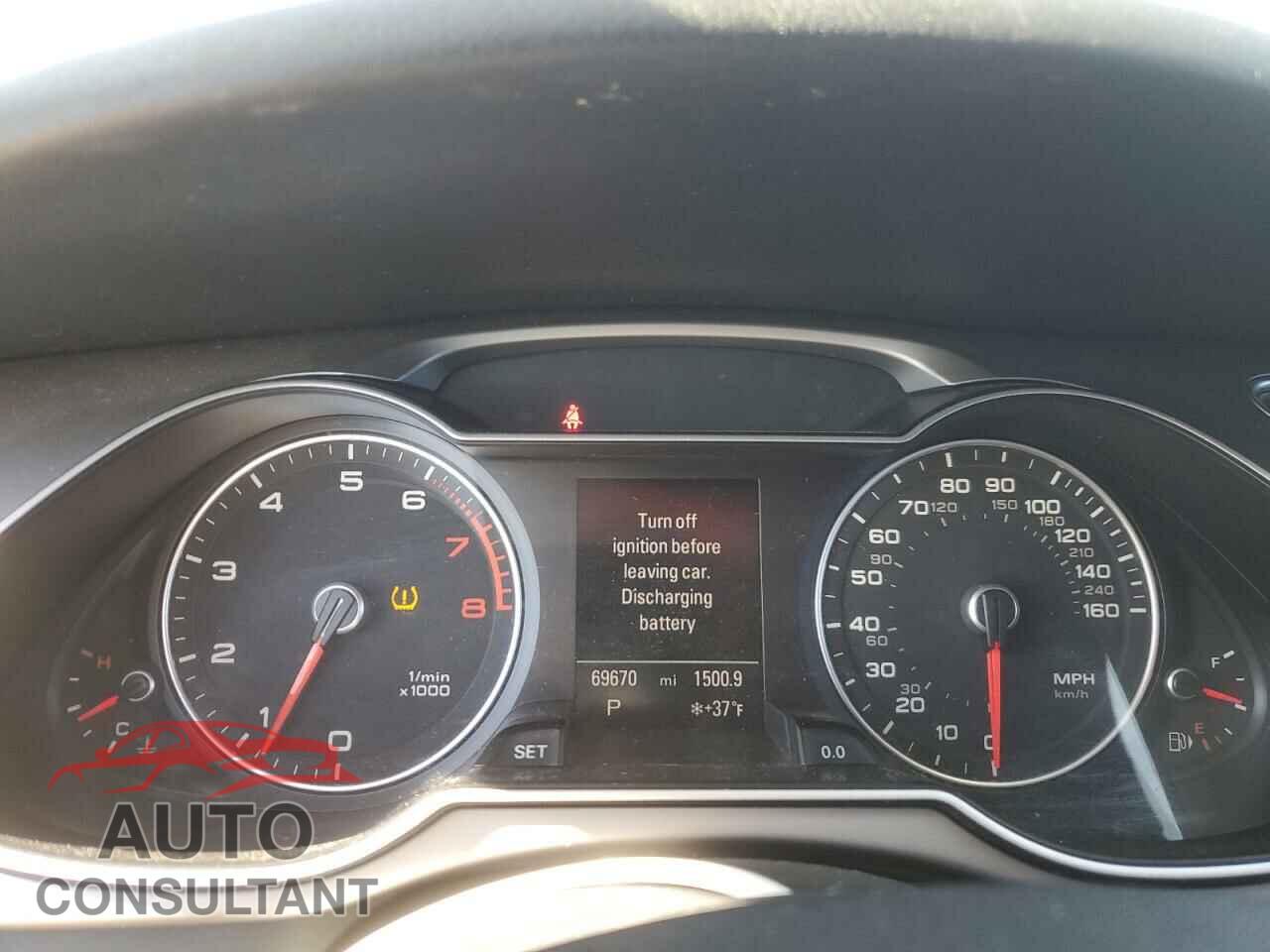 AUDI A4 2013 - WAUBFAFL7DN030021