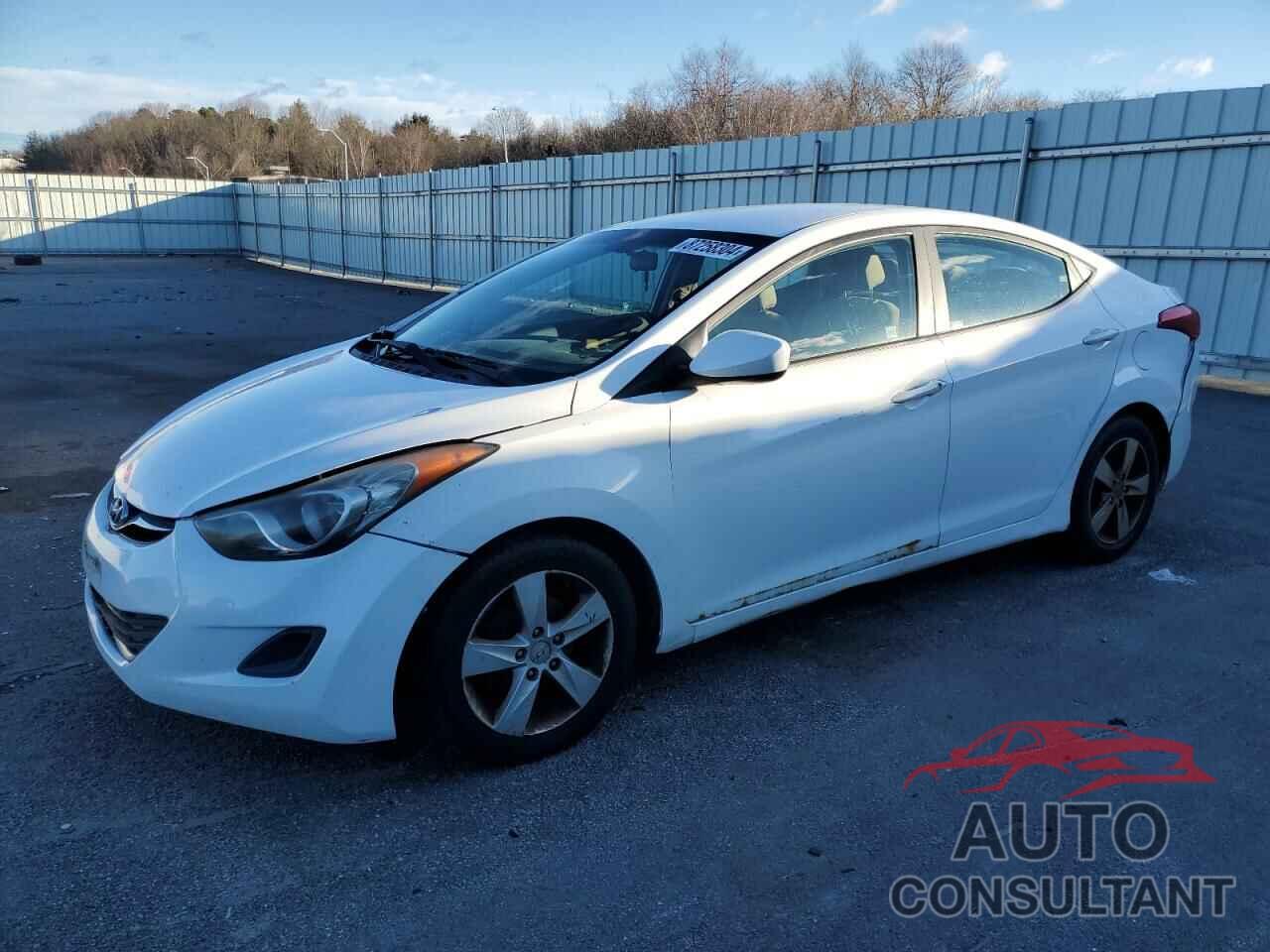 HYUNDAI ELANTRA 2013 - 5NPDH4AE9DH264015