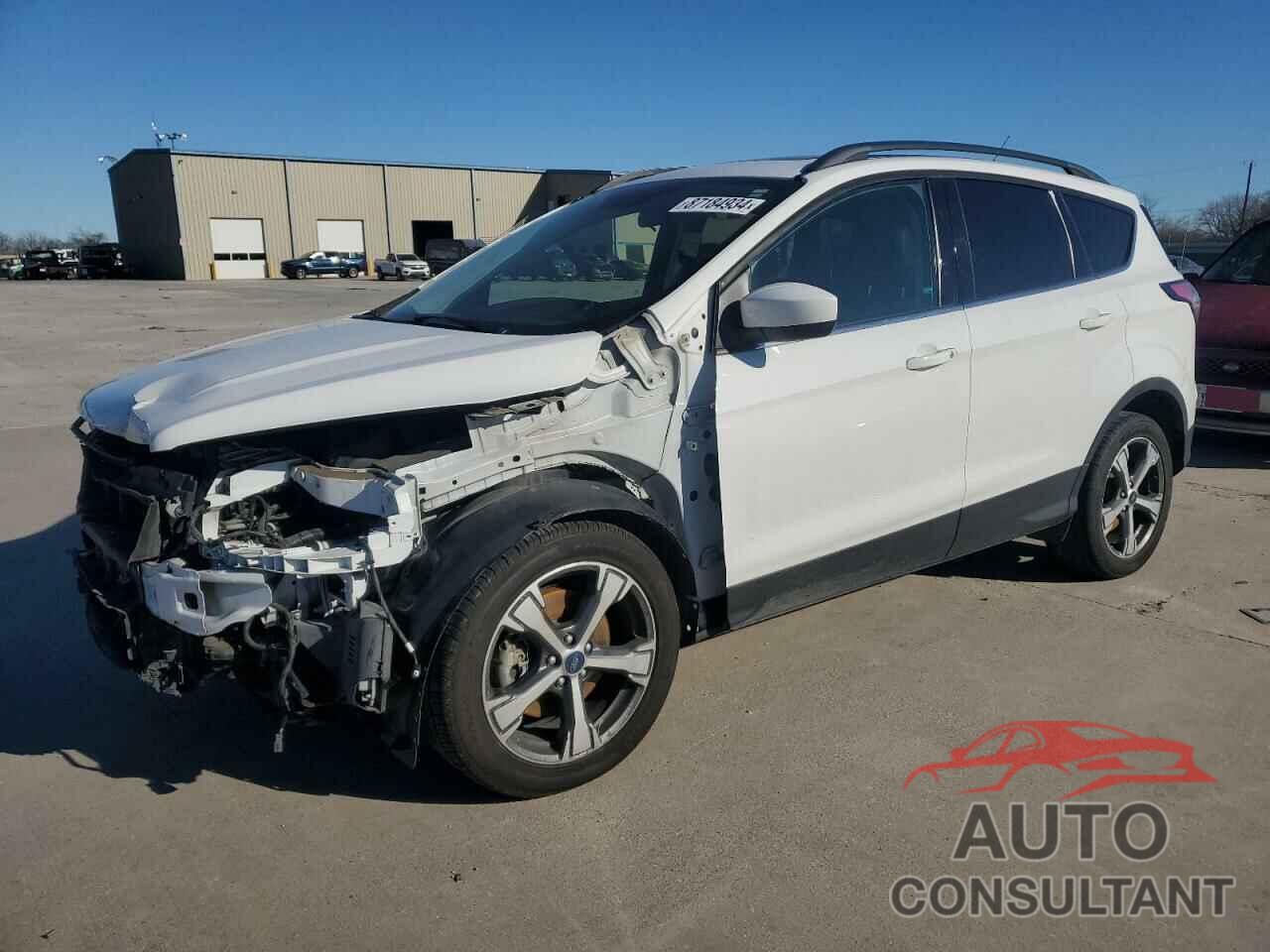FORD ESCAPE 2017 - 1FMCU0G91HUE36913