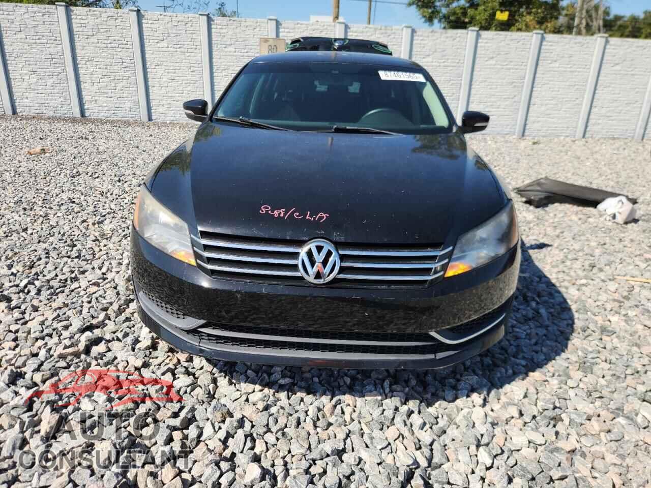 VOLKSWAGEN PASSAT 2014 - 1VWAT7A33EC049841