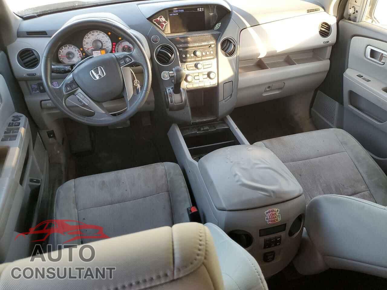 HONDA PILOT 2015 - 5FNYF3H42FB024093