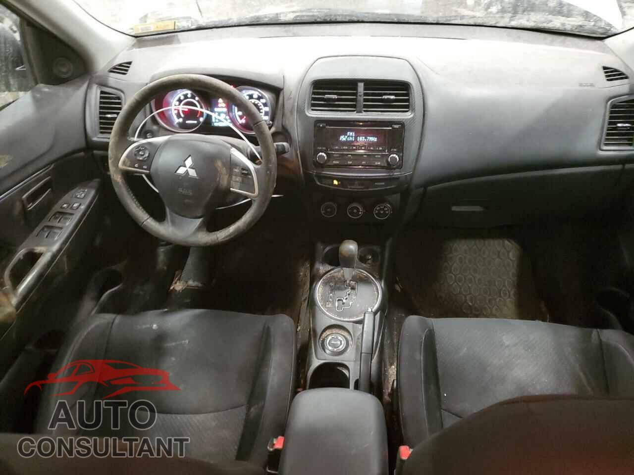 MITSUBISHI OUTLANDER 2015 - 4A4AR3AUXFE021021
