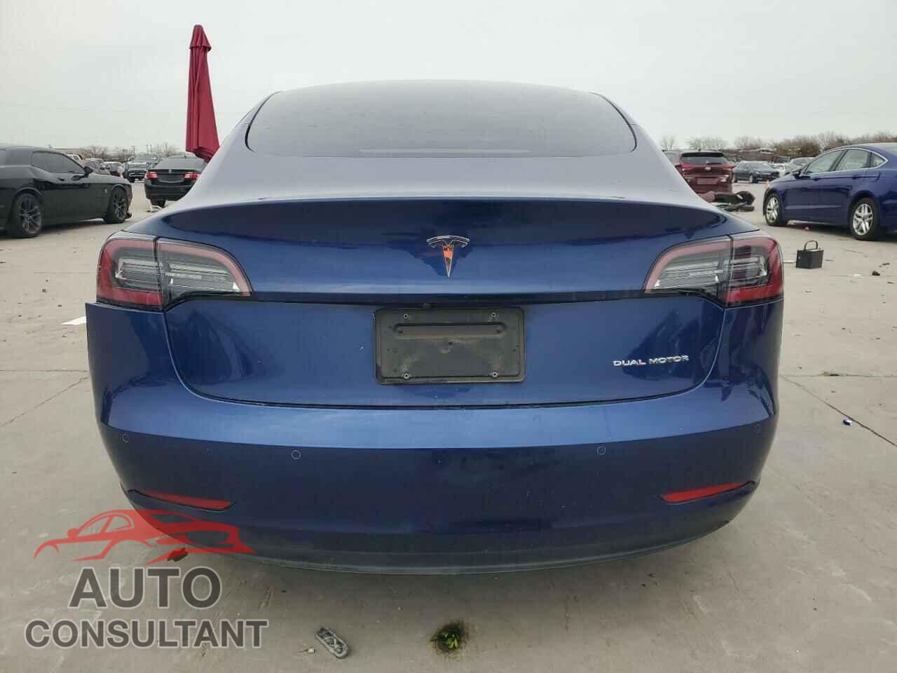 TESLA MODEL 3 2021 - 5YJ3E1EB1MF902811