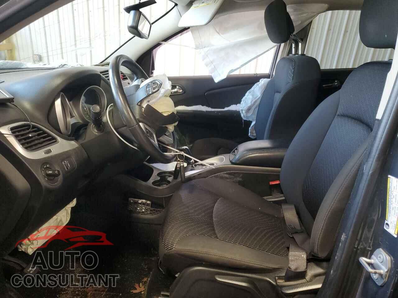 DODGE JOURNEY 2017 - 3C4PDCGB8HT636739