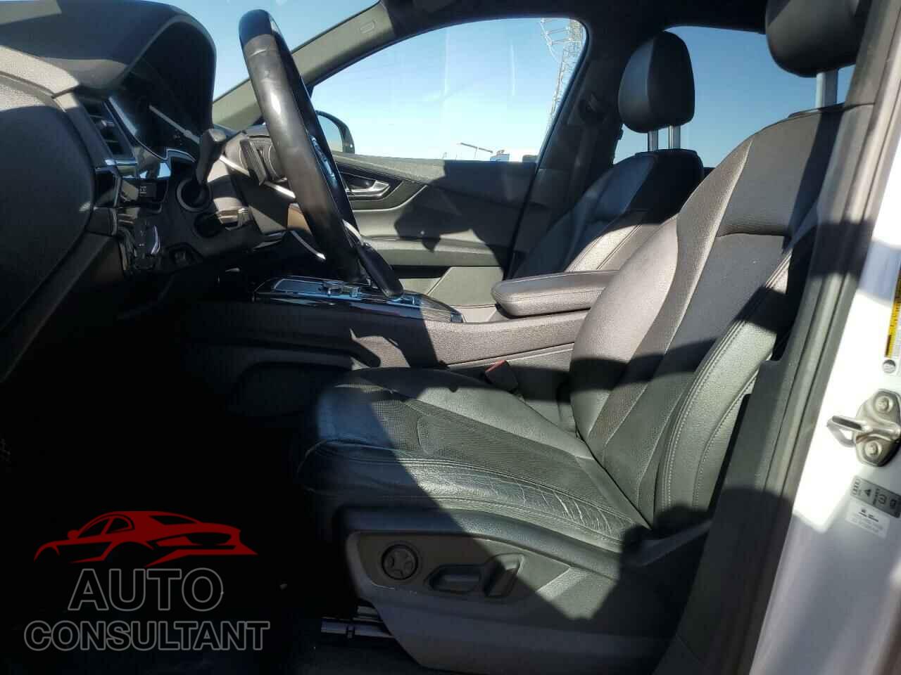 AUDI Q7 2017 - WA1LAAF79HD018306