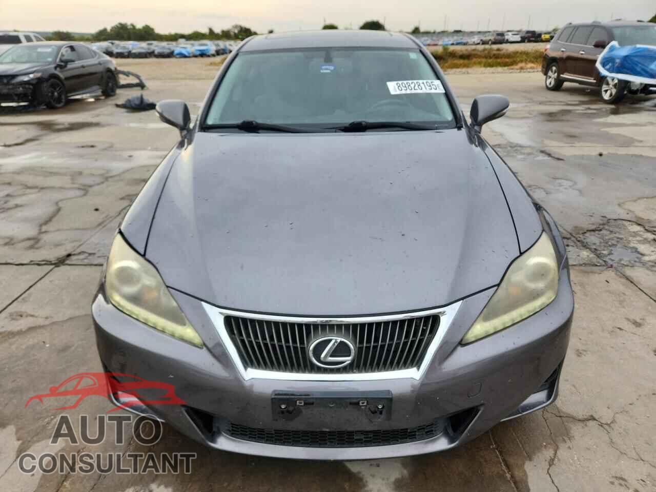 LEXUS IS 2012 - JTHBF5C2XC5175282