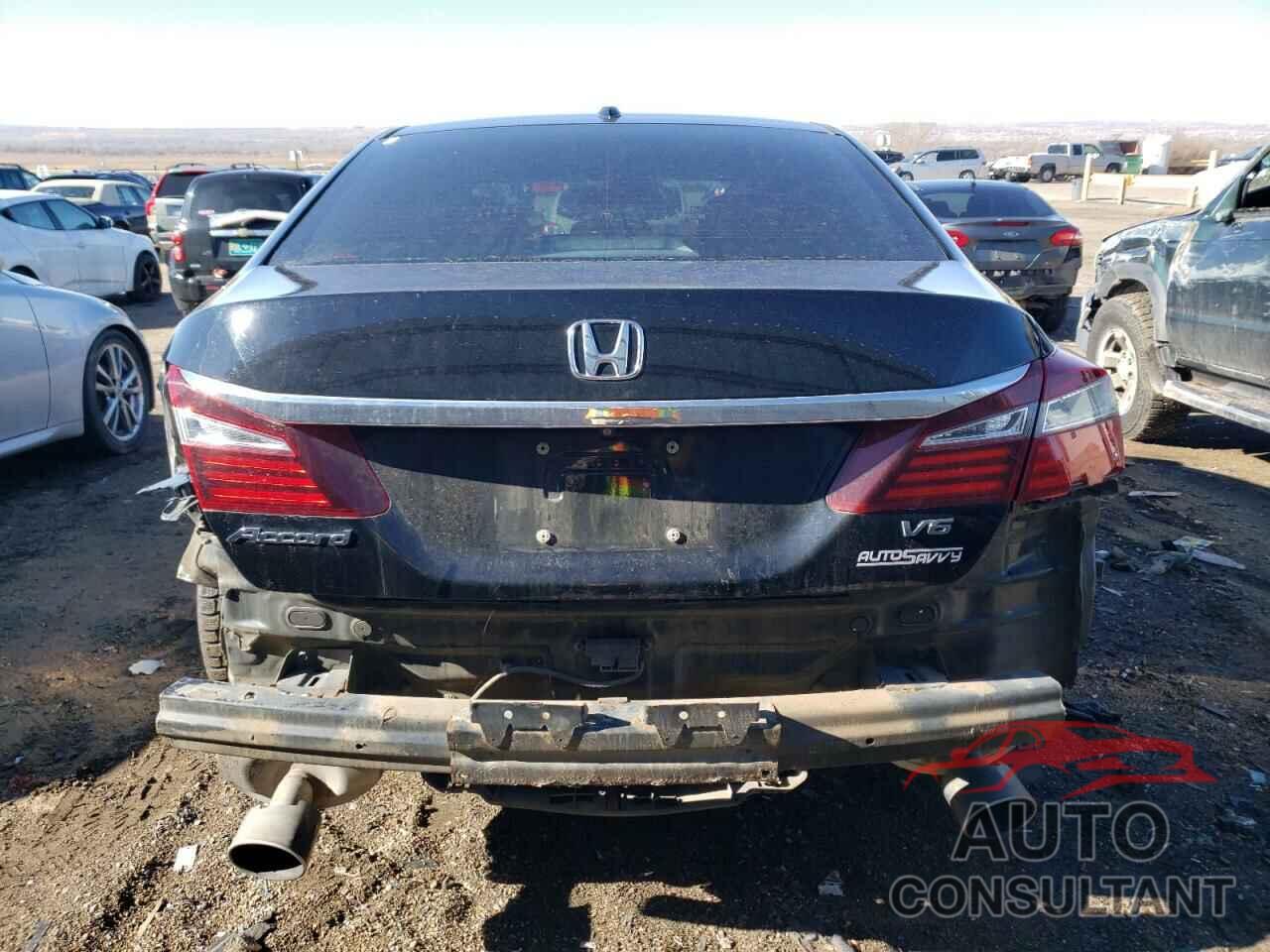 HONDA ACCORD 2017 - 1HGCR3F02HA002495