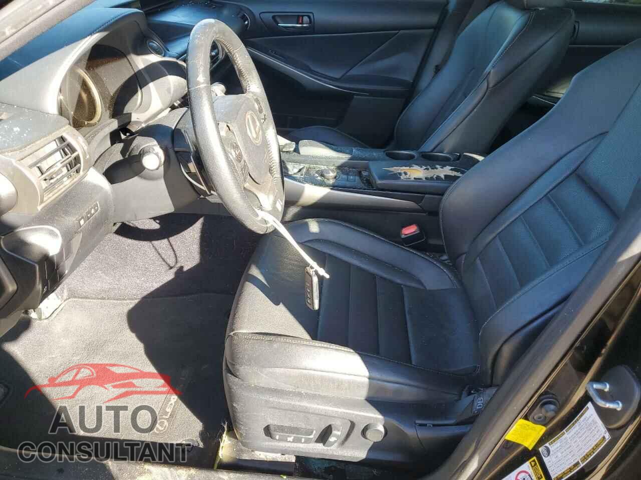 LEXUS IS 2014 - JTHBF1D29E5035699