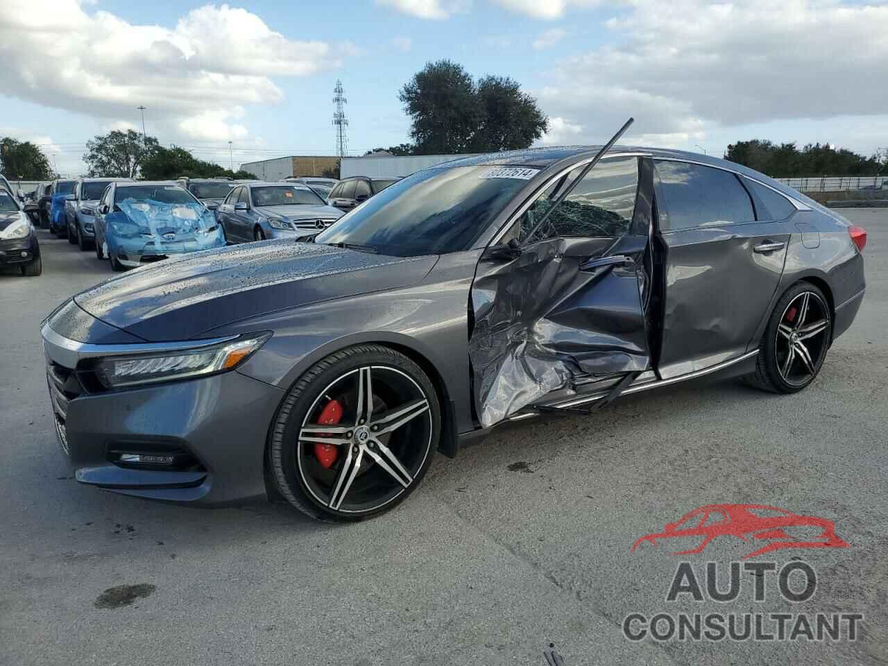 HONDA ACCORD 2018 - 1HGCV2F92JA036883