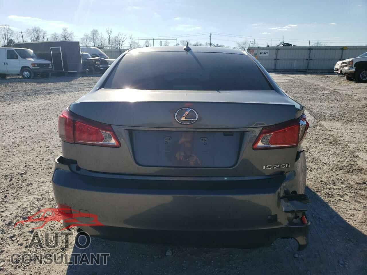 LEXUS IS 2012 - JTHBF5C21C5165885
