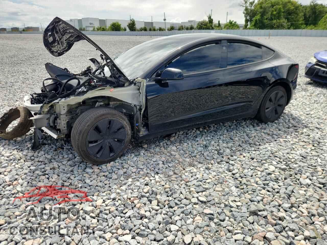 TESLA MODEL 3 2024 - 5YJ3E1EA7RF834366