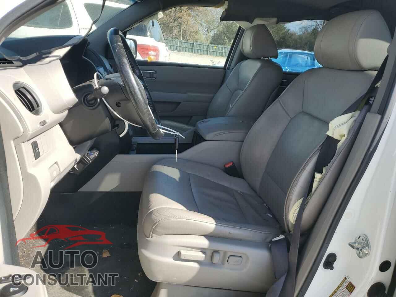 HONDA PILOT 2011 - 5FNYF3H62BB032612