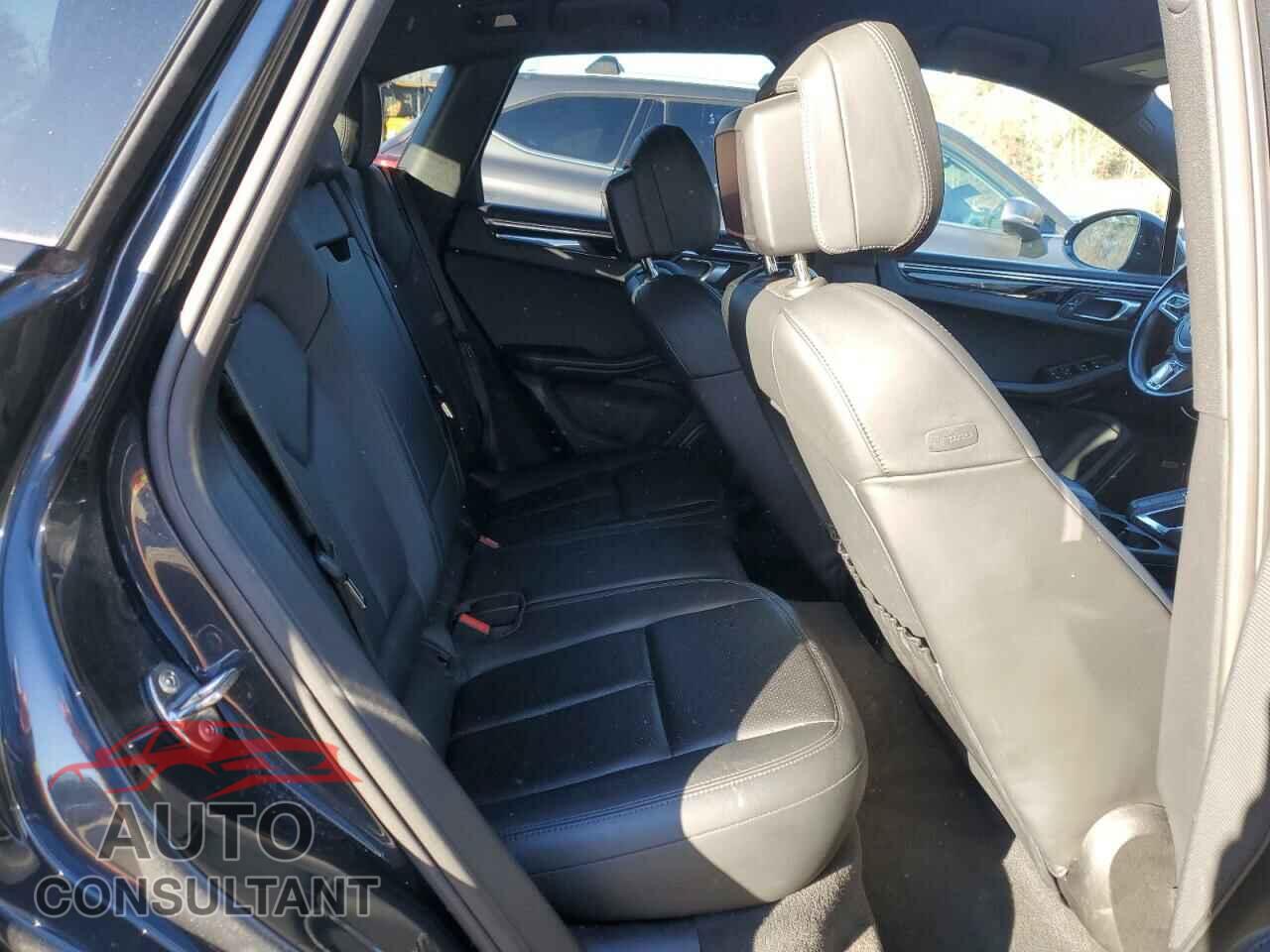 PORSCHE MACAN 2019 - WP1AA2A58KLB04811