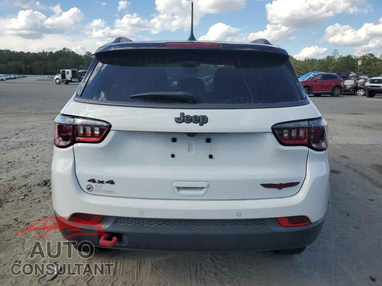 JEEP COMPASS 2022 - 3C4NJDDB7NT123617