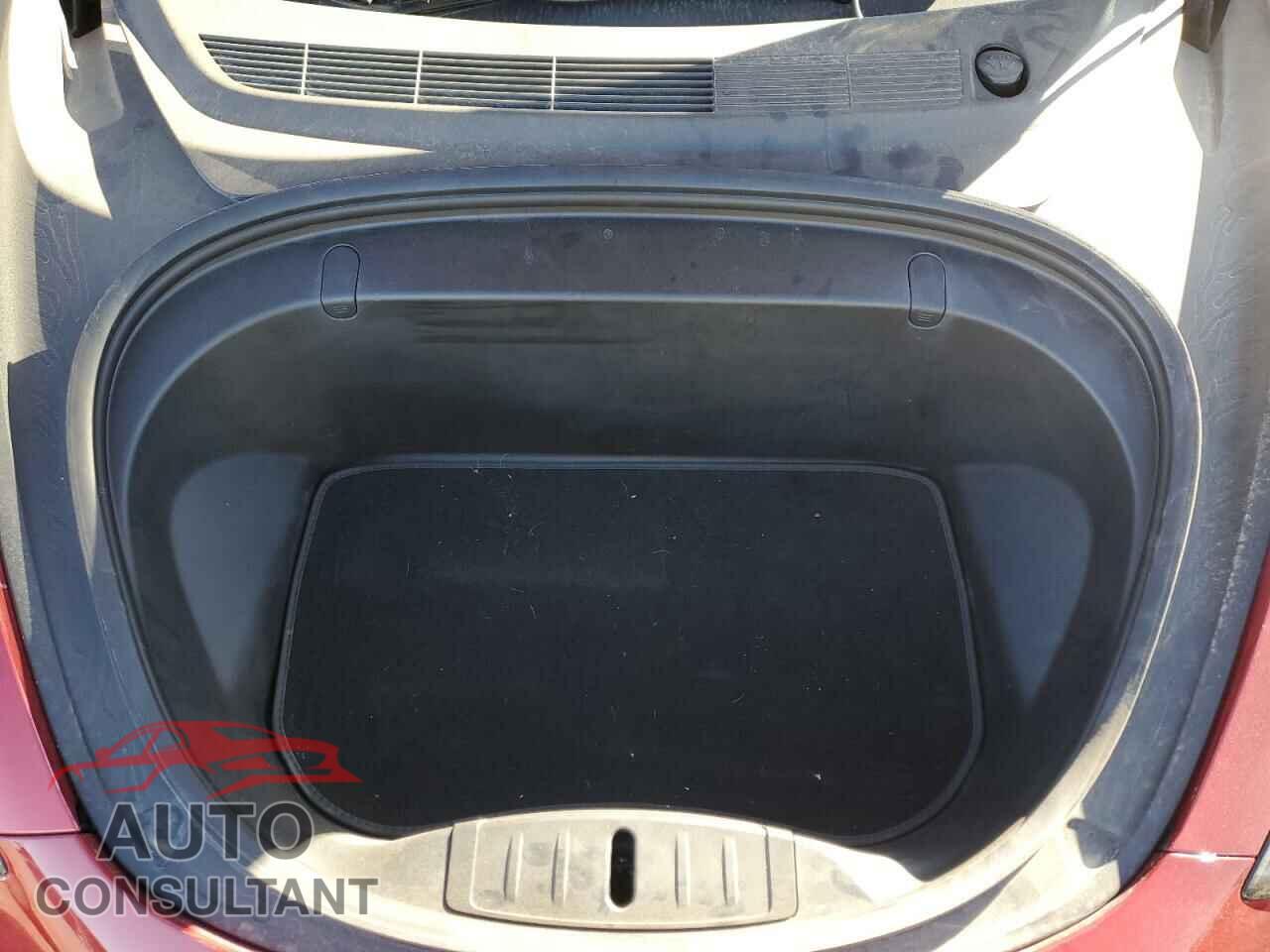TESLA MODEL 3 2019 - 5YJ3E1EB7KF454894