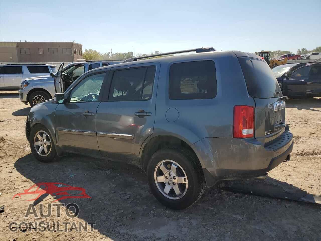 HONDA PILOT 2011 - 5FNYF4H95BB090875