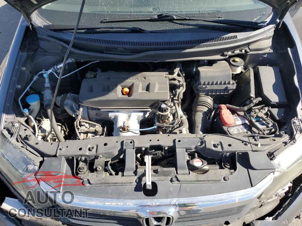 HONDA CIVIC 2012 - 2HGFB2F98CH556435