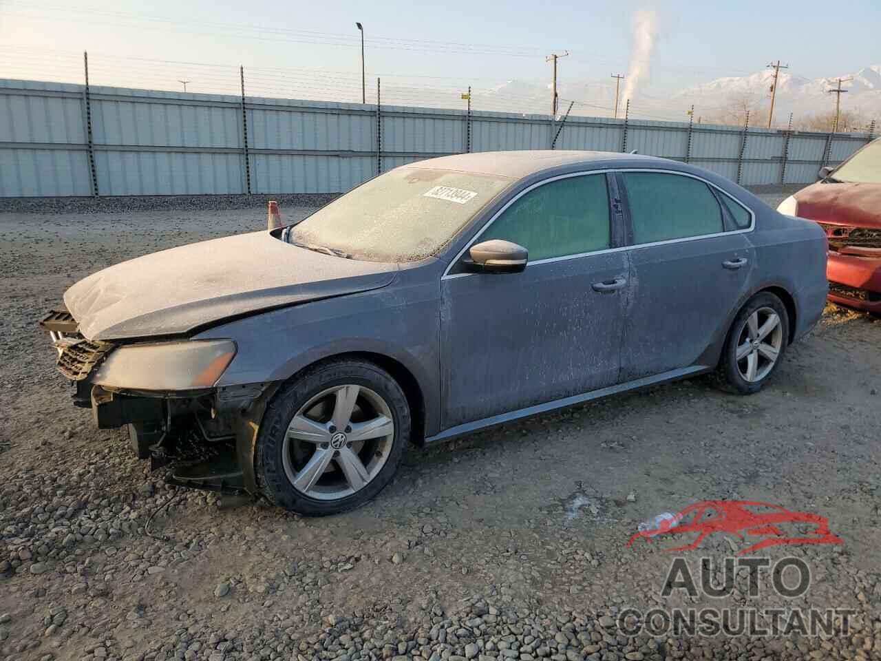 VOLKSWAGEN PASSAT 2013 - 1VWBP7A31DC100602