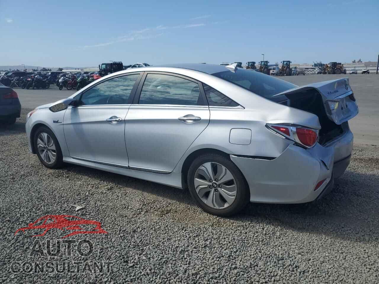 HYUNDAI SONATA 2013 - KMHEC4A40DA101475