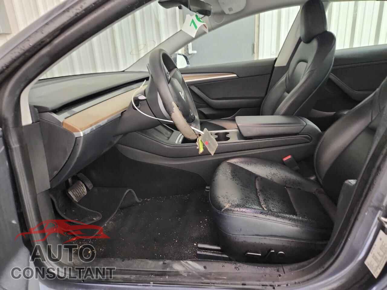 TESLA MODEL 3 2023 - 5YJ3E1EA8PF436953