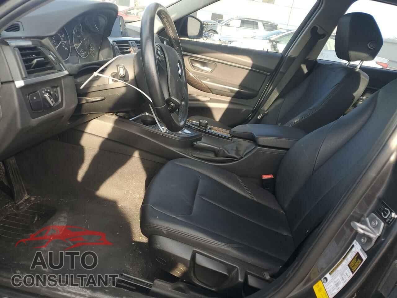 BMW 3 SERIES 2015 - WBA3B1G54FNT63182