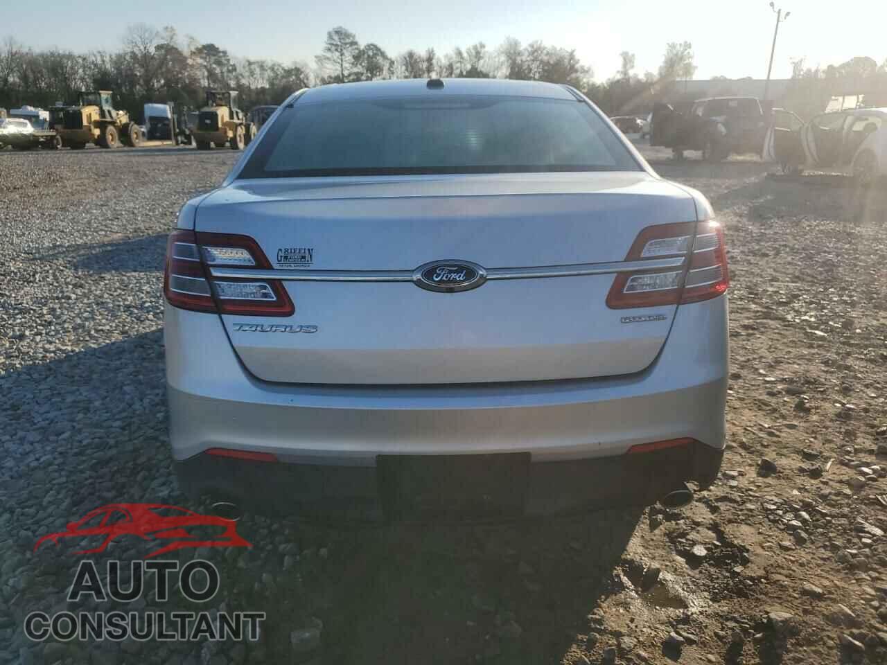 FORD TAURUS 2017 - 1FAHP2D84HG135761
