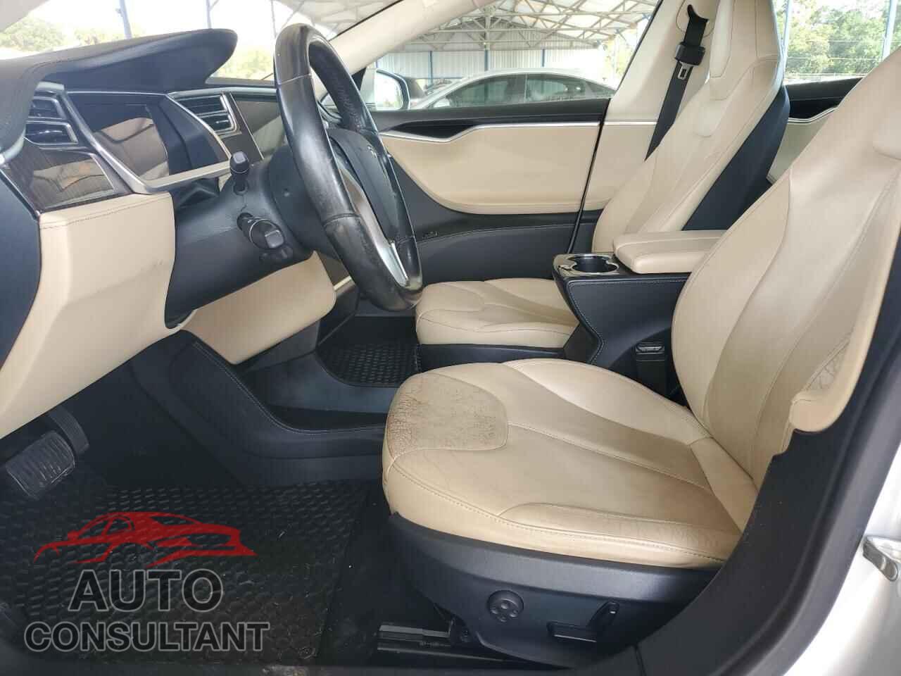 TESLA MODEL S 2013 - 5YJSA1CN9DFP26269