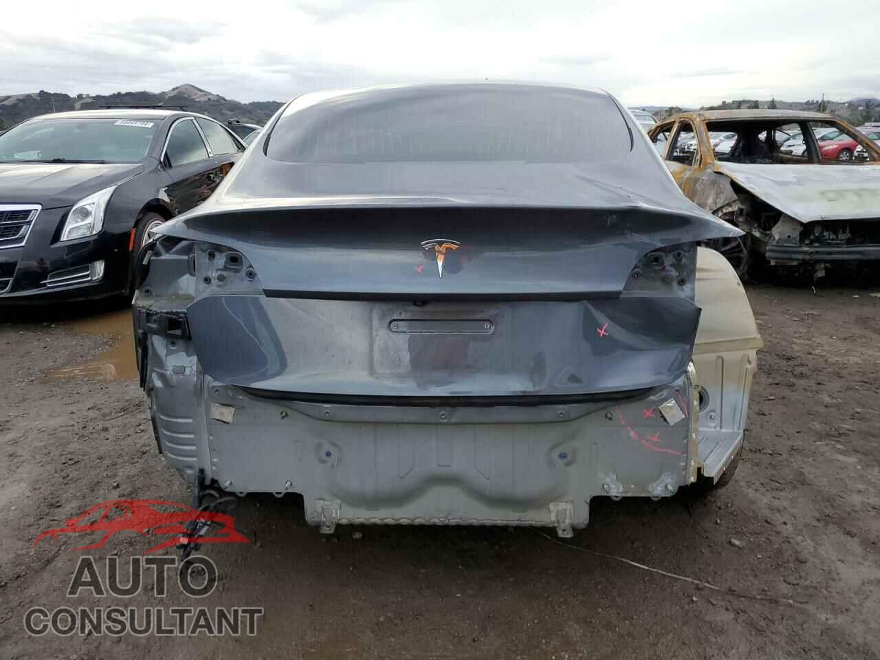 TESLA MODEL 3 2020 - 5YJ3E1EA6LF739403
