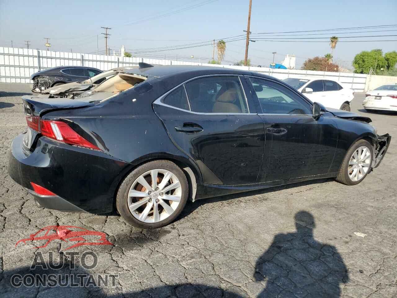 LEXUS IS 2015 - JTHBF1D20F5046754