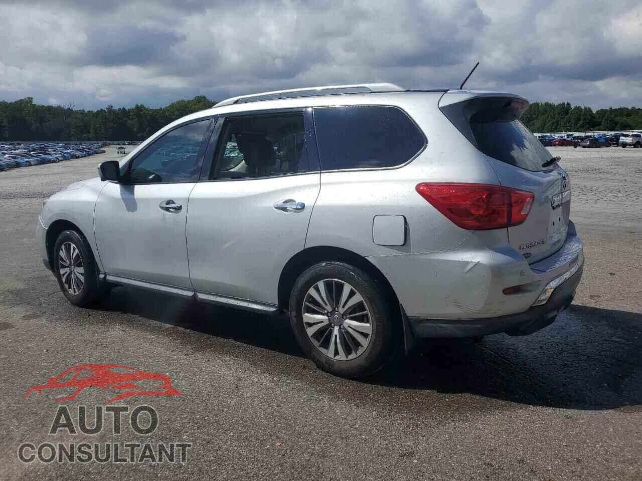 NISSAN PATHFINDER 2017 - 5N1DR2MN3HC639519