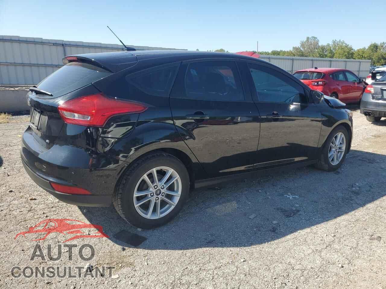 FORD FOCUS 2017 - 1FADP3K29HL231296