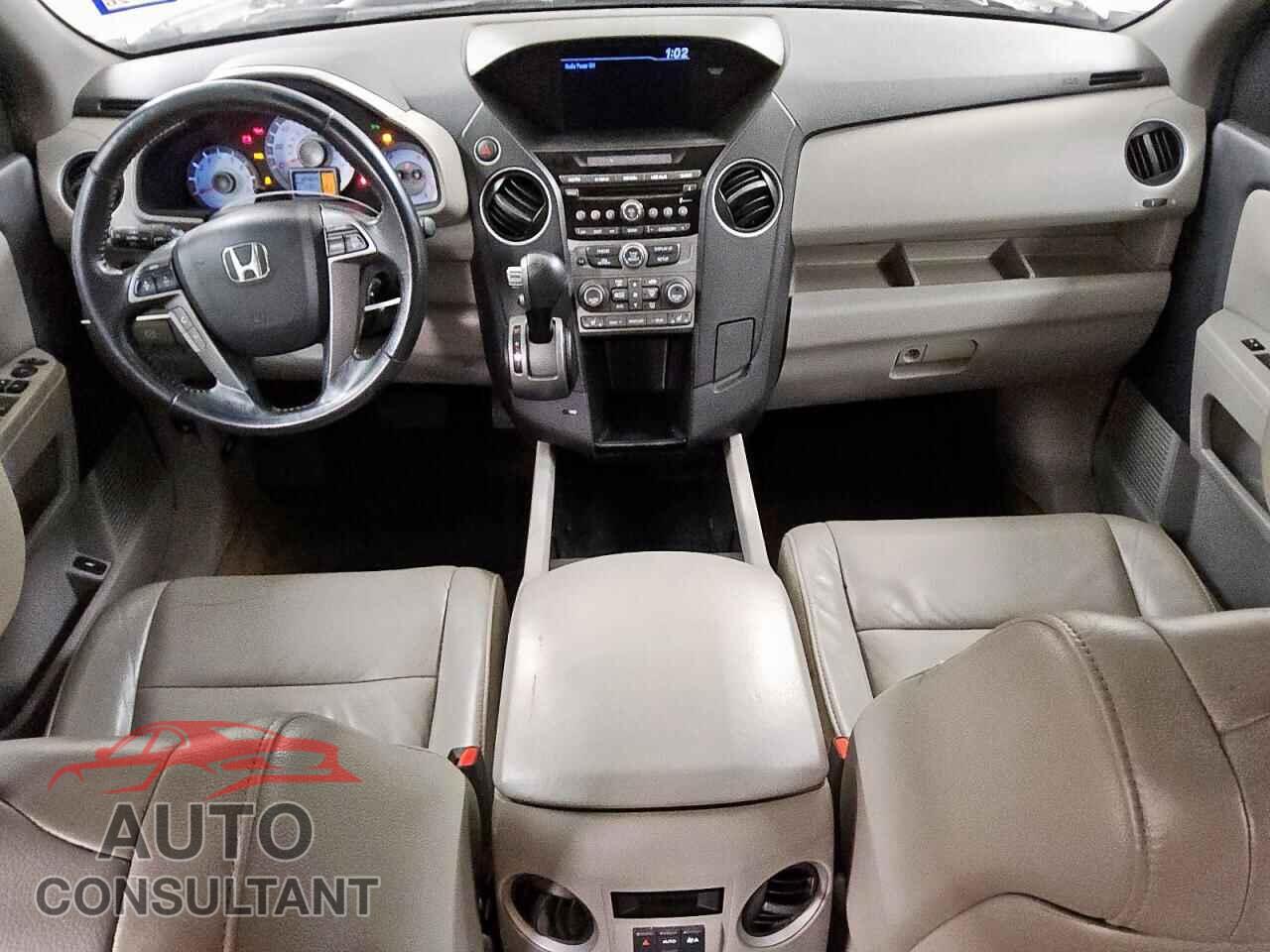 HONDA PILOT 2013 - 5FNYF3H55DB018133