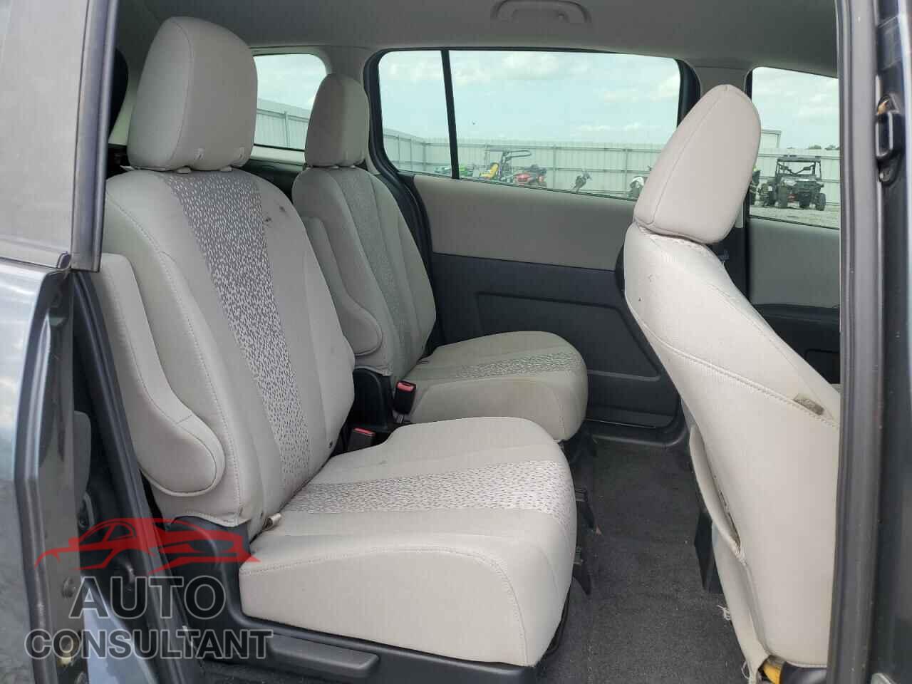 MAZDA 5 2012 - JM1CW2BL4C0128003