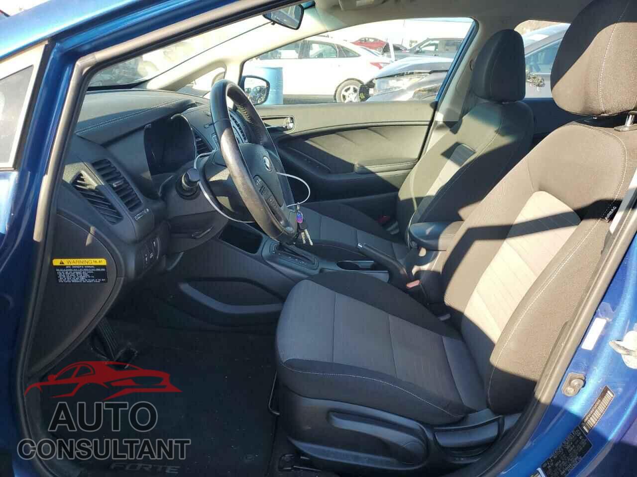KIA FORTE 2015 - KNAFX4A84F5263666
