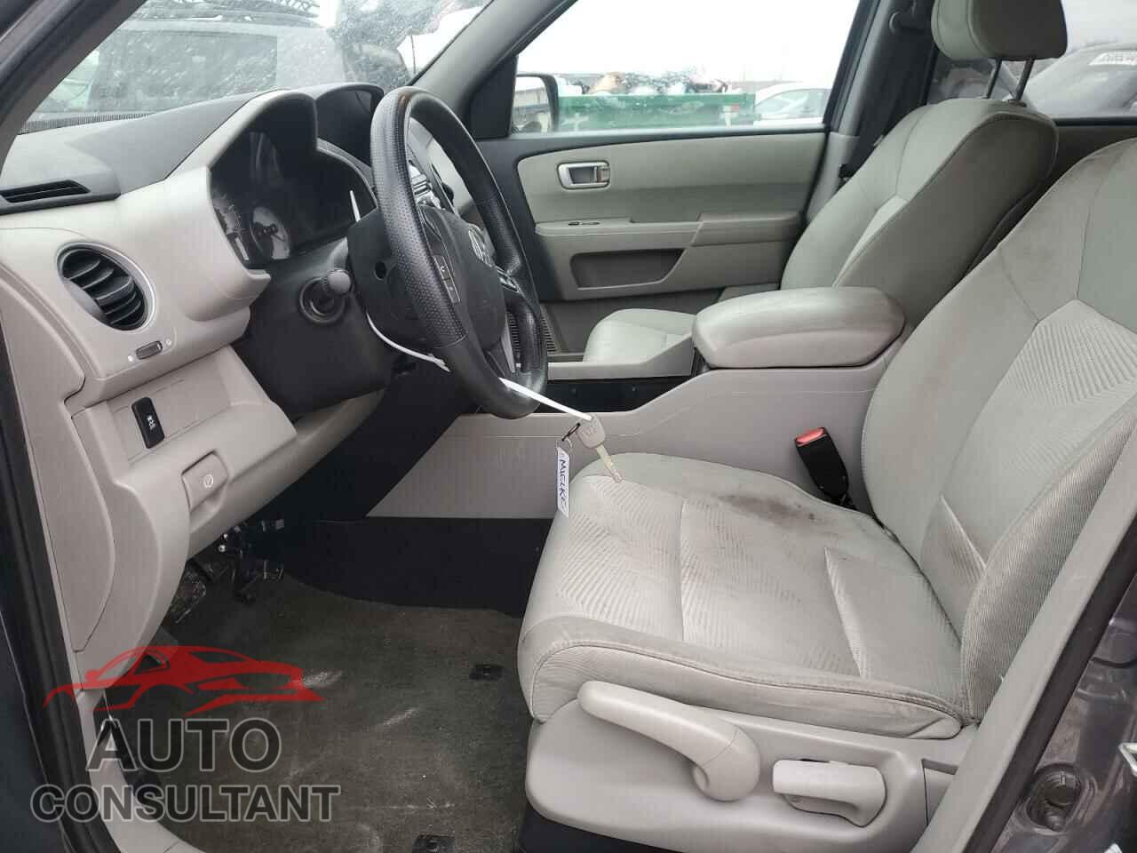 HONDA PILOT 2015 - 5FNYF4H26FB066822