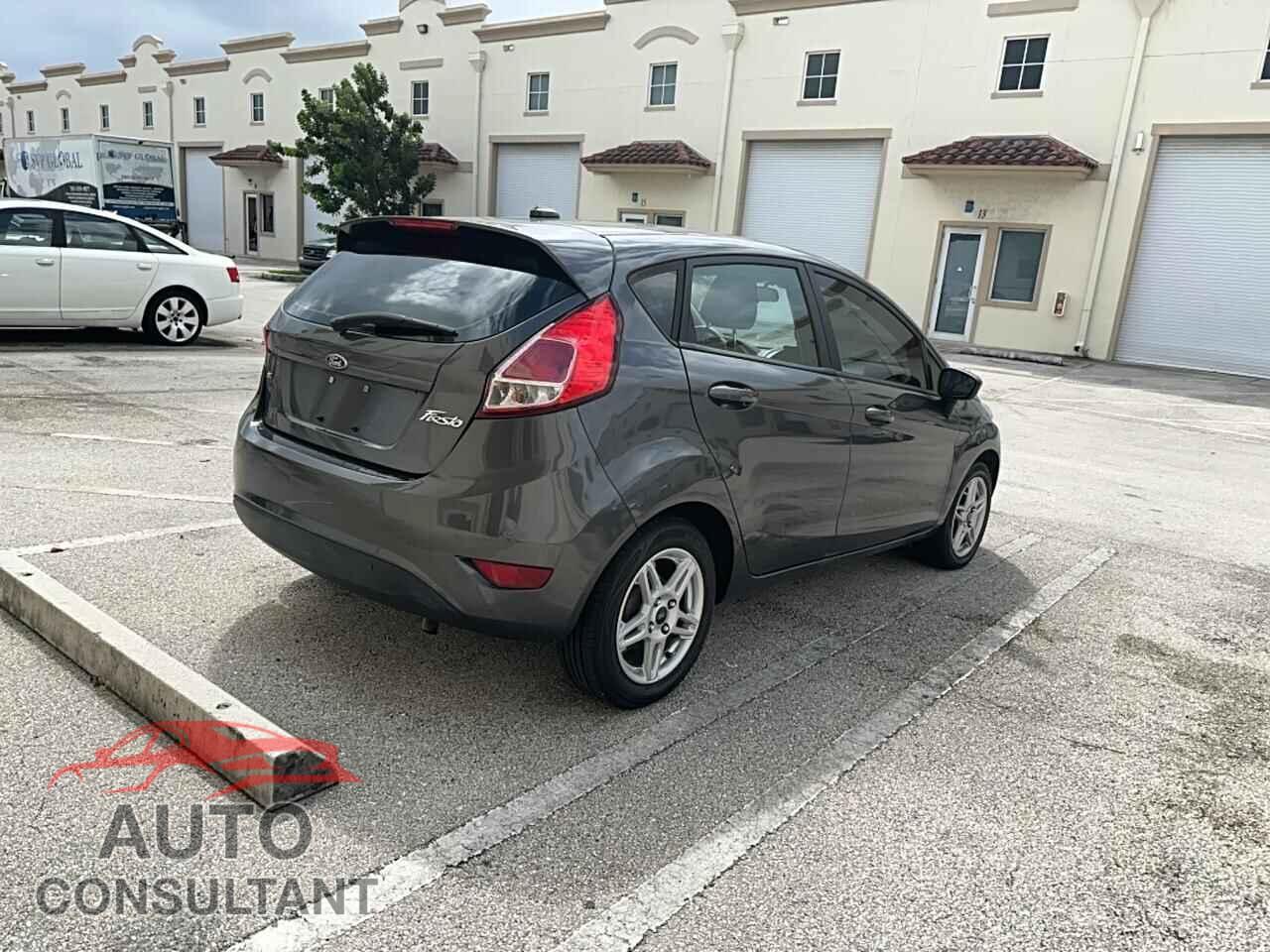 FORD FIESTA 2017 - 3FADP4EJ2HM134593