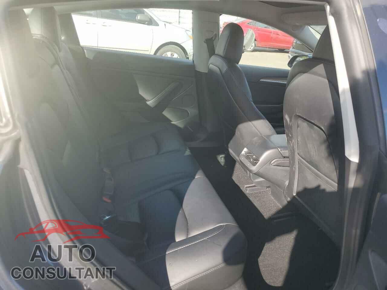 TESLA MODEL 3 2022 - 5YJ3E1EC2NF260299