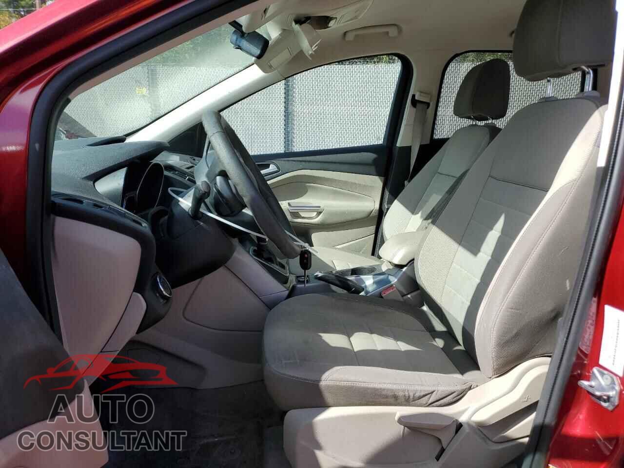 FORD ESCAPE 2013 - 1FMCU0G90DUA37727