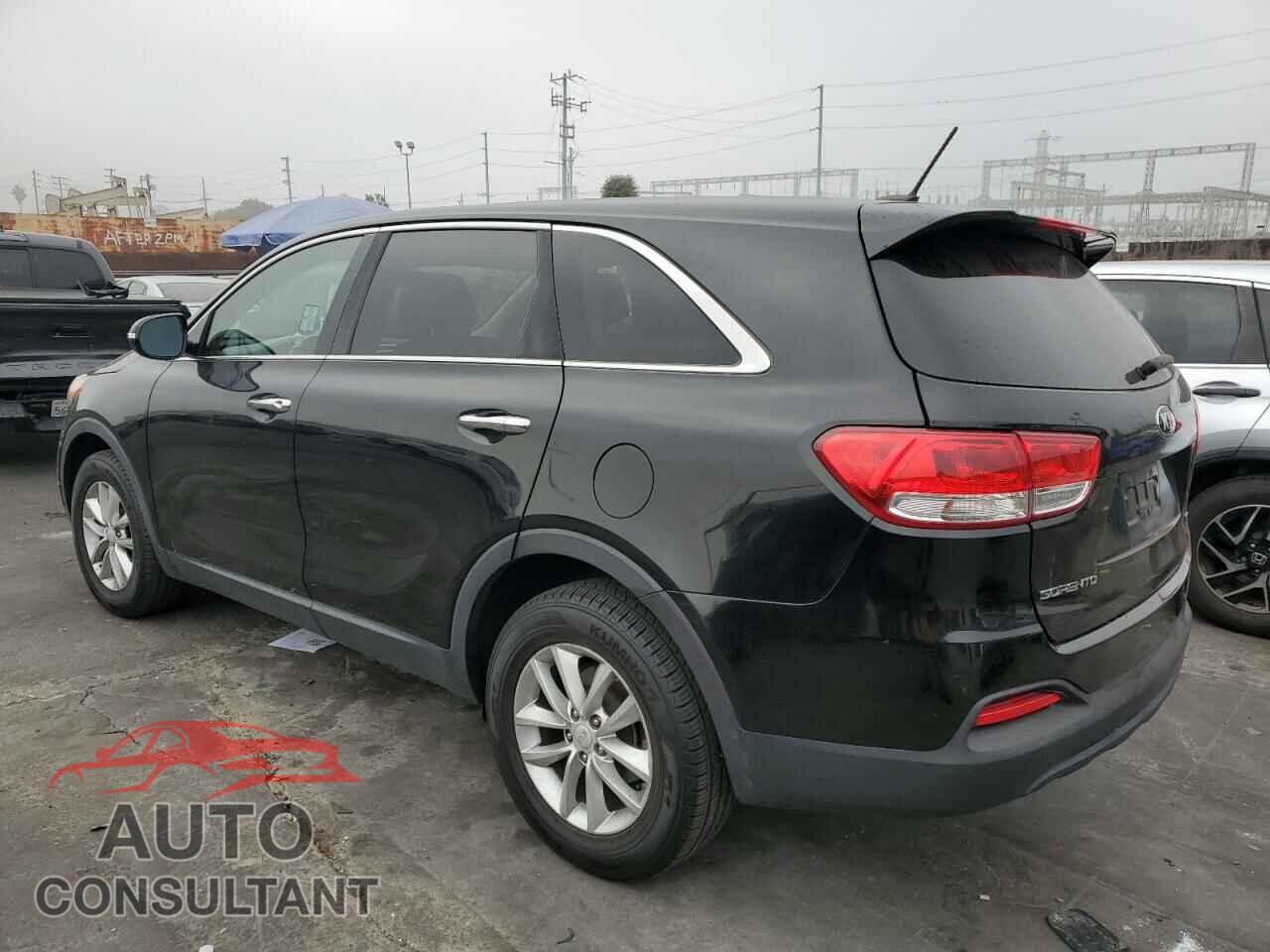 KIA SORENTO 2017 - 5XYPG4A33HG331560