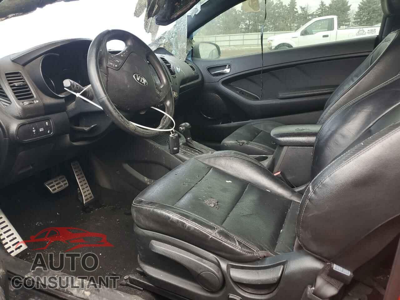 KIA FORTE 2015 - KNAFZ6A32F5265085