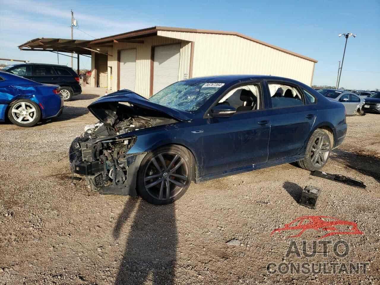 VOLKSWAGEN PASSAT 2018 - 1VWAA7A3XJC046998