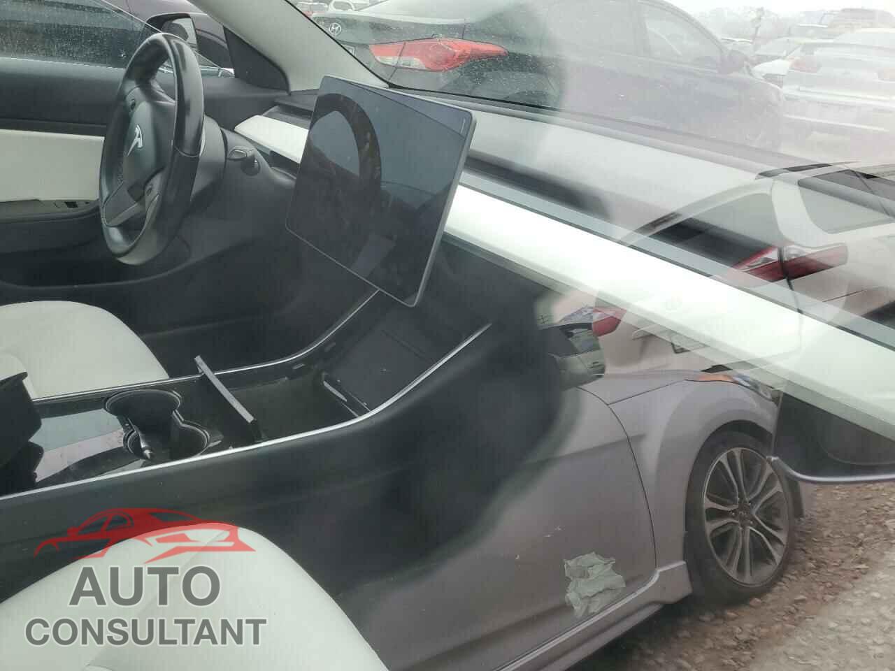TESLA MODEL 3 2018 - 5YJ3E1EB7JF148633