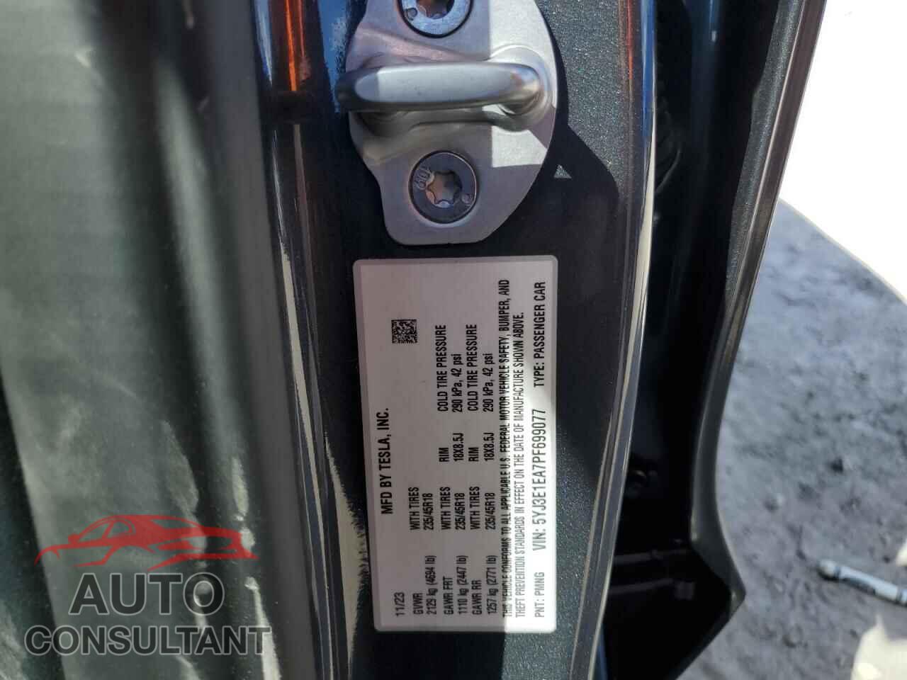TESLA MODEL 3 2023 - 5YJ3E1EA7PF699077