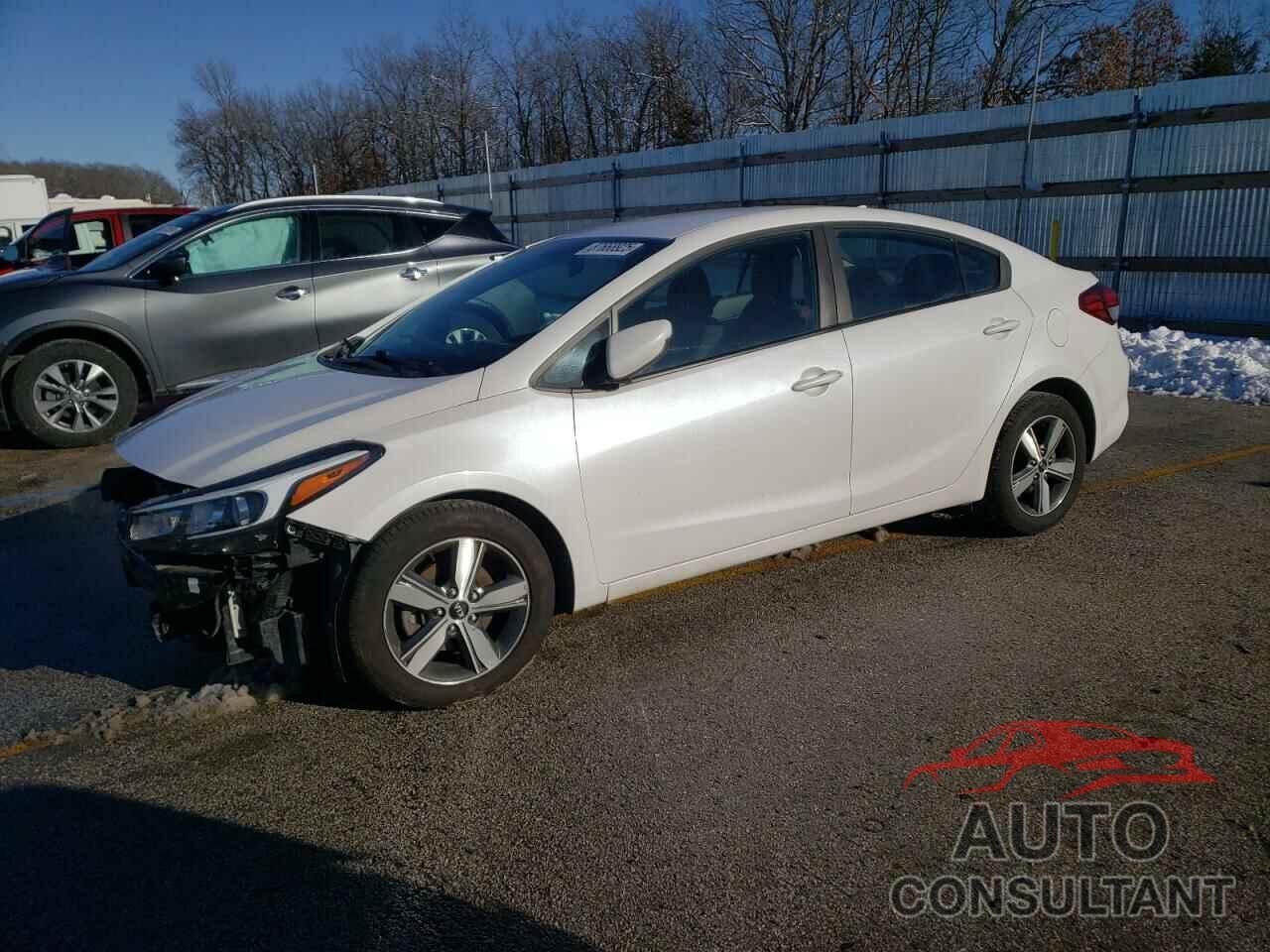 KIA FORTE 2018 - 3KPFL4A70JE201328
