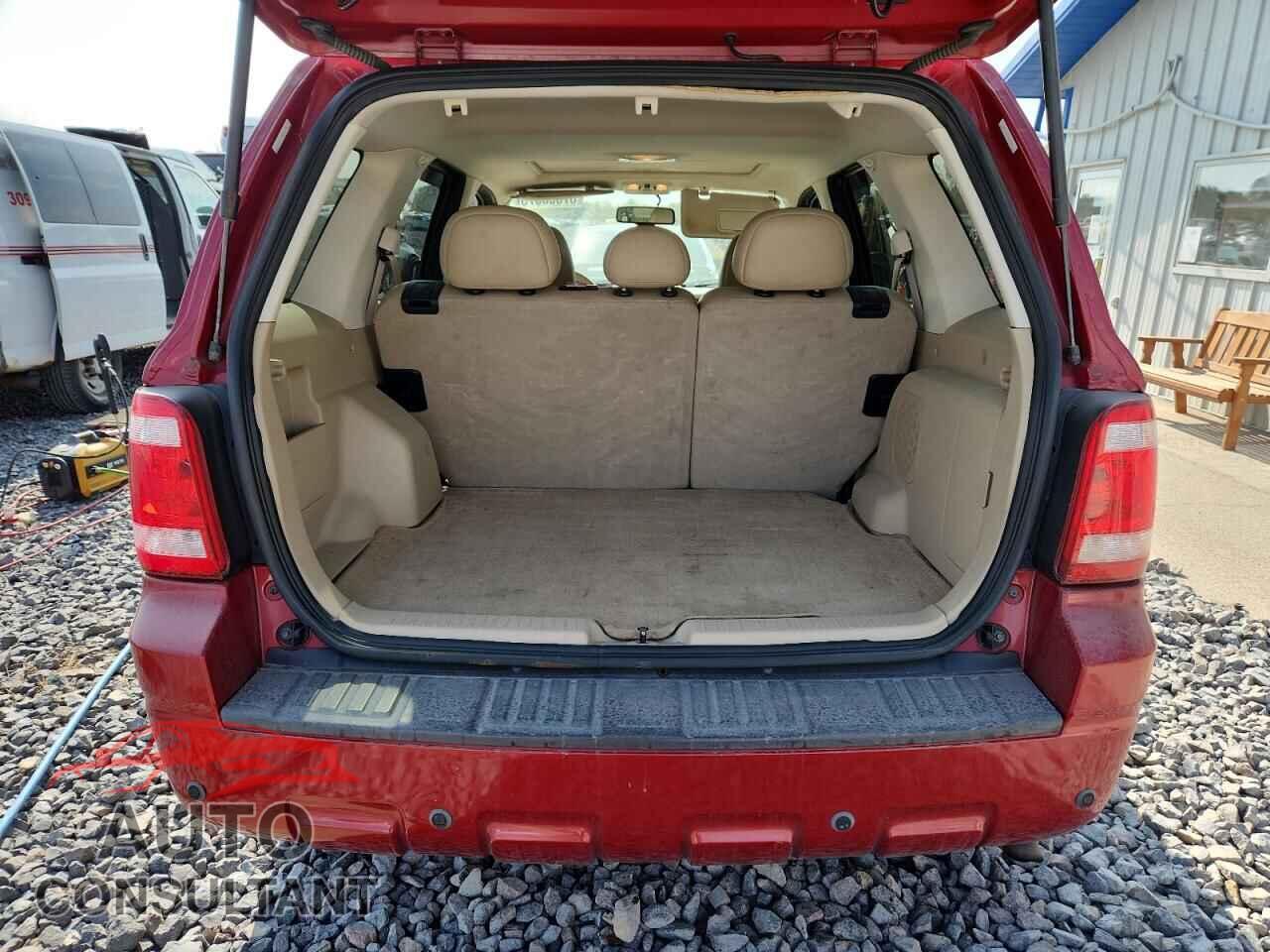 FORD ESCAPE 2009 - 1FMCU04G19KB63312