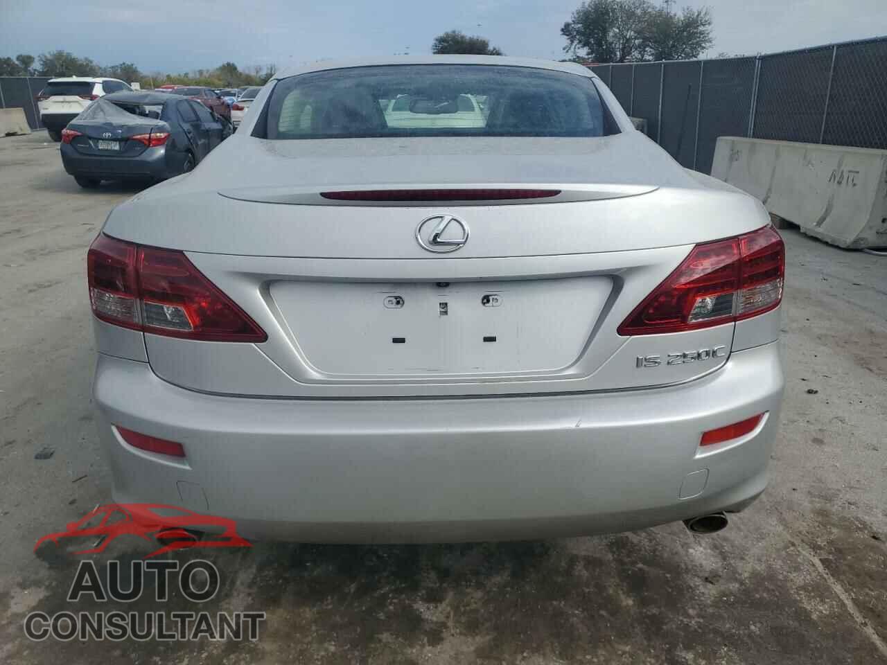 LEXUS IS 2012 - JTHFF2C24C2523806
