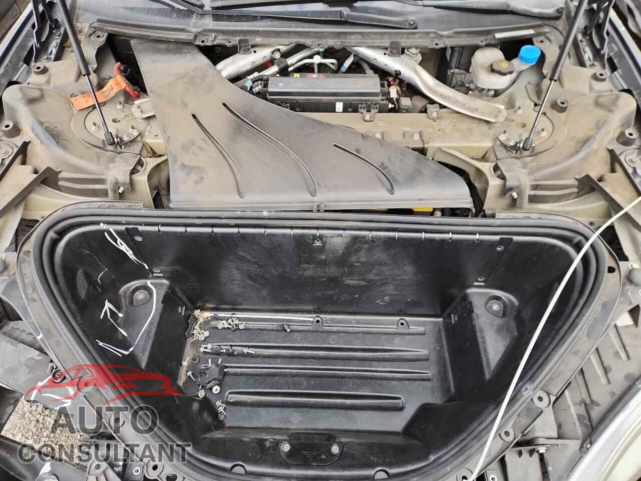 TESLA MODEL S 2017 - 5YJSA1E17HF202781