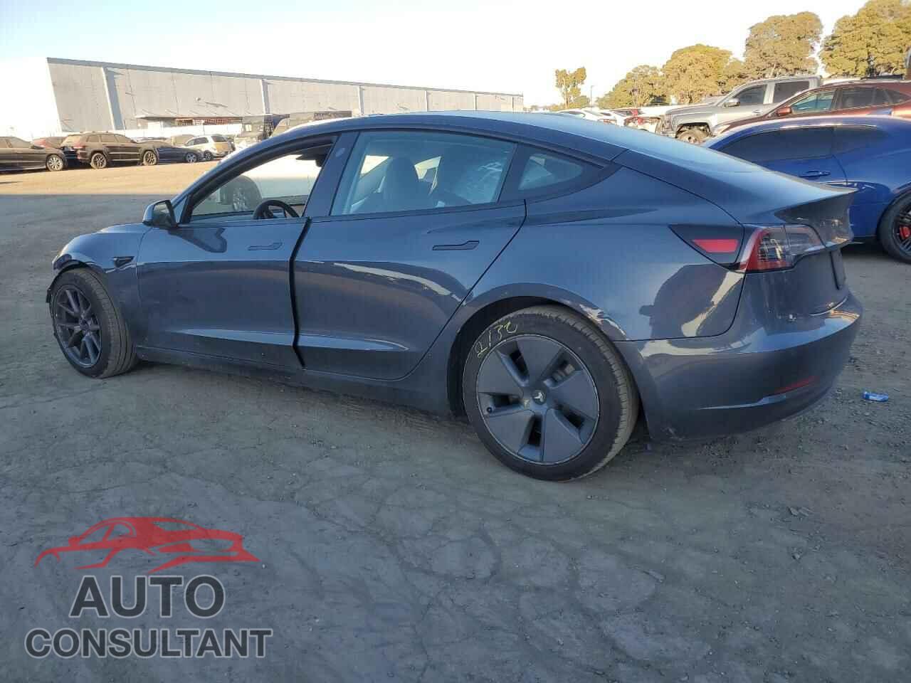TESLA MODEL 3 2022 - 5YJ3E1EA8NF201711